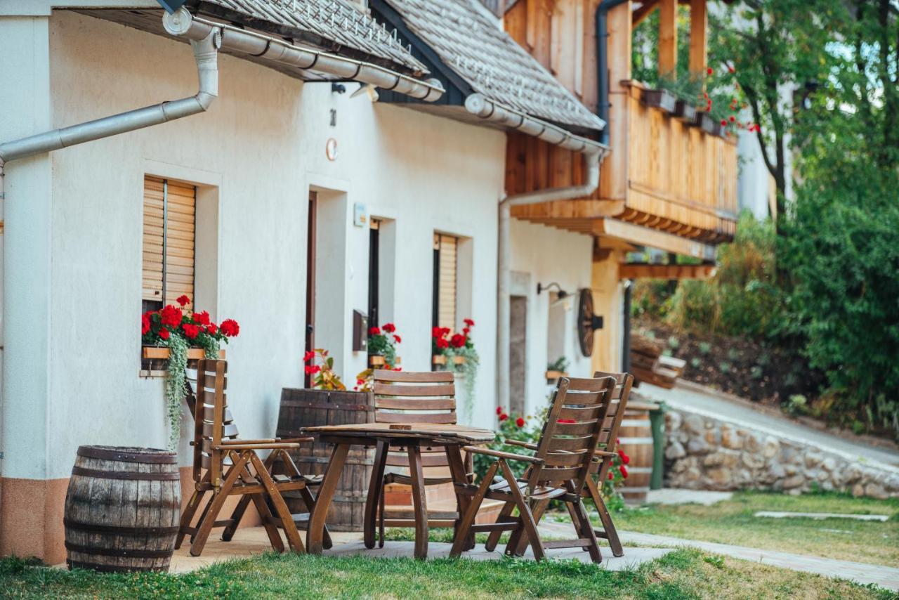Stol Zirovnica